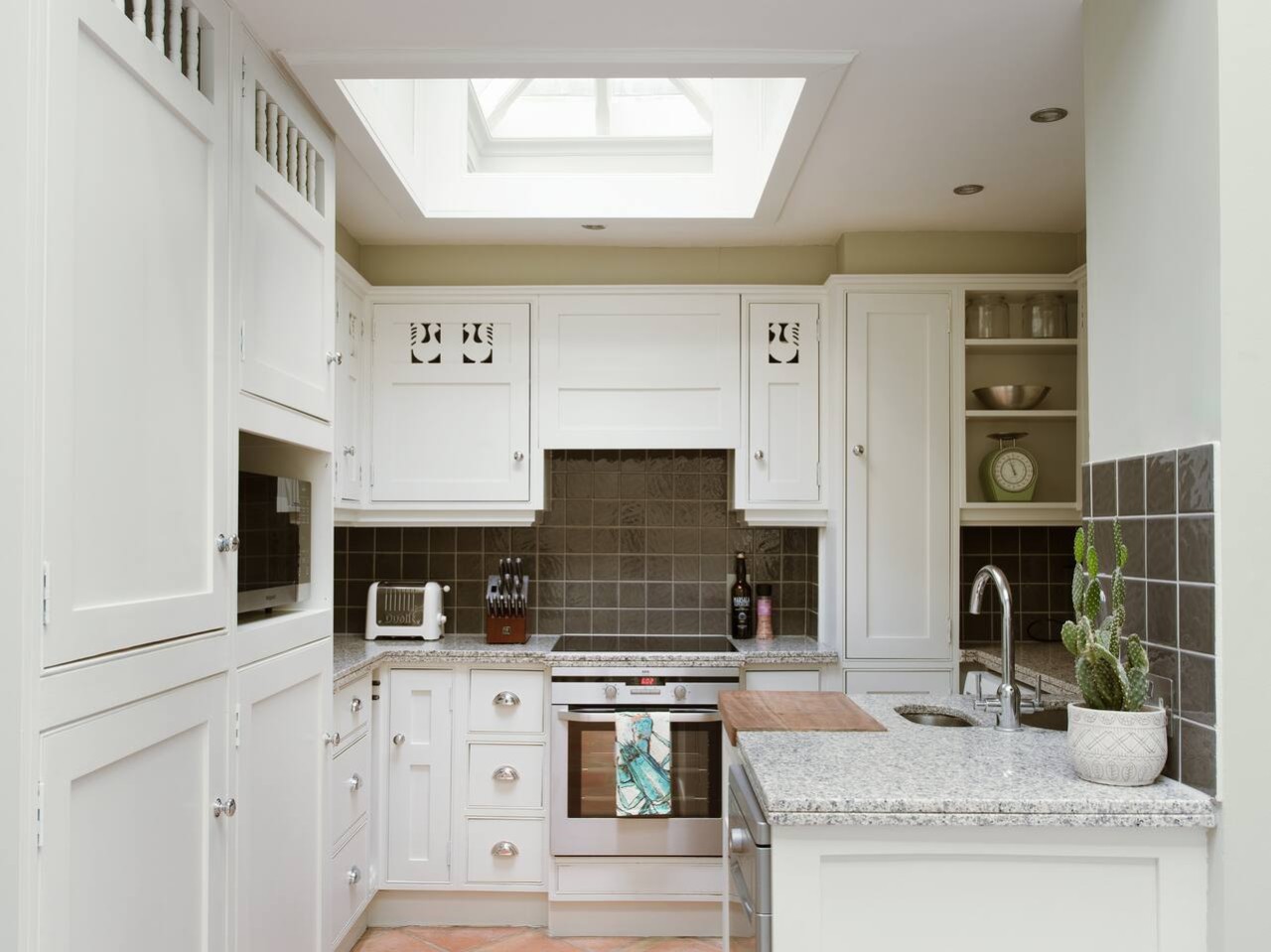 Kings Road, Chelsea, sleeps 6 in 50 Godfrey Street SW3 3SX - Property image 22 - VivreStays