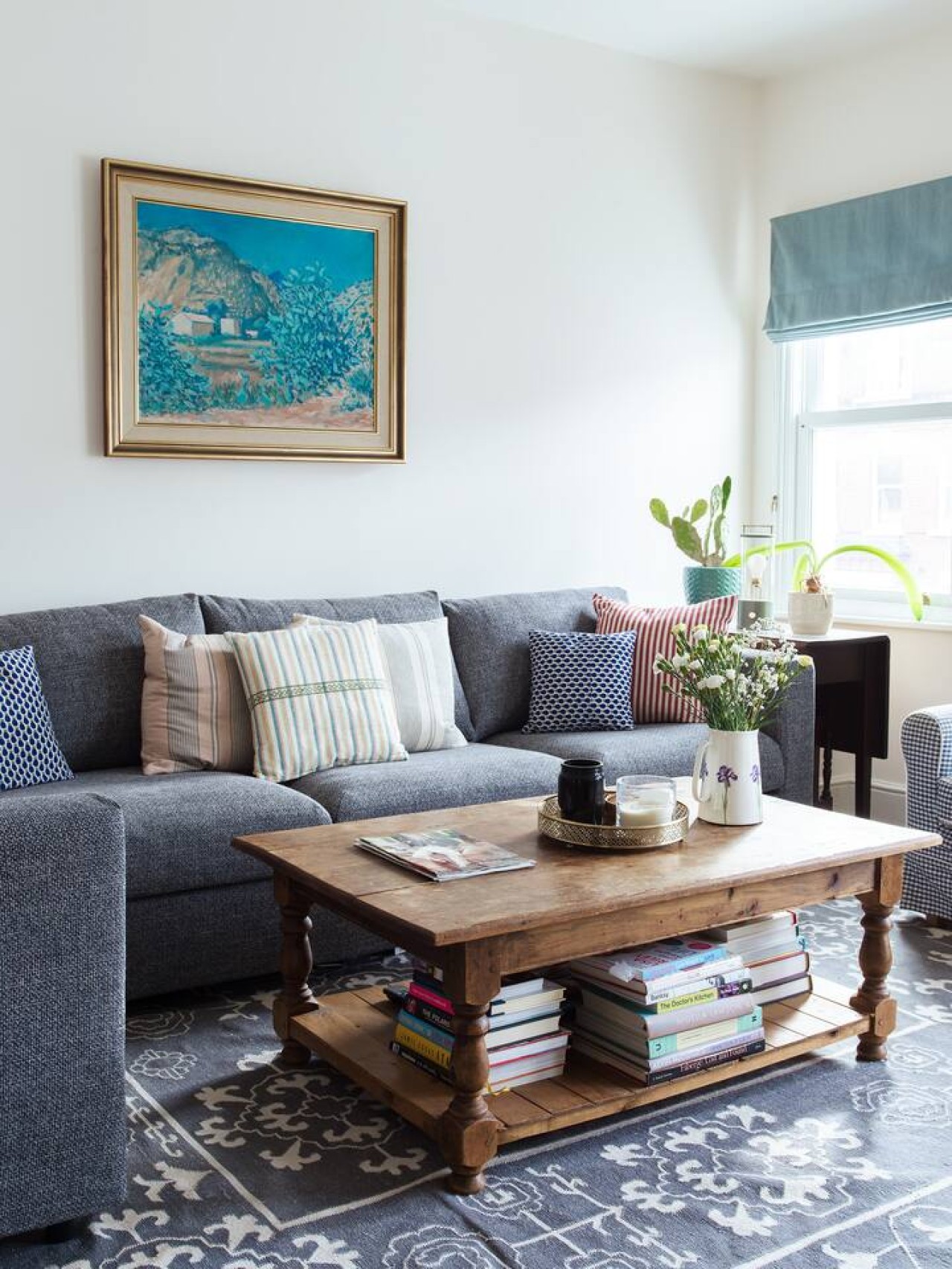 Sunny Roof Terrace Barons Court Sleeps 4-6 in 4, 68 Comeragh Rd, London W14 9HR, UK W14 9HR - Property image 10 - VivreStays