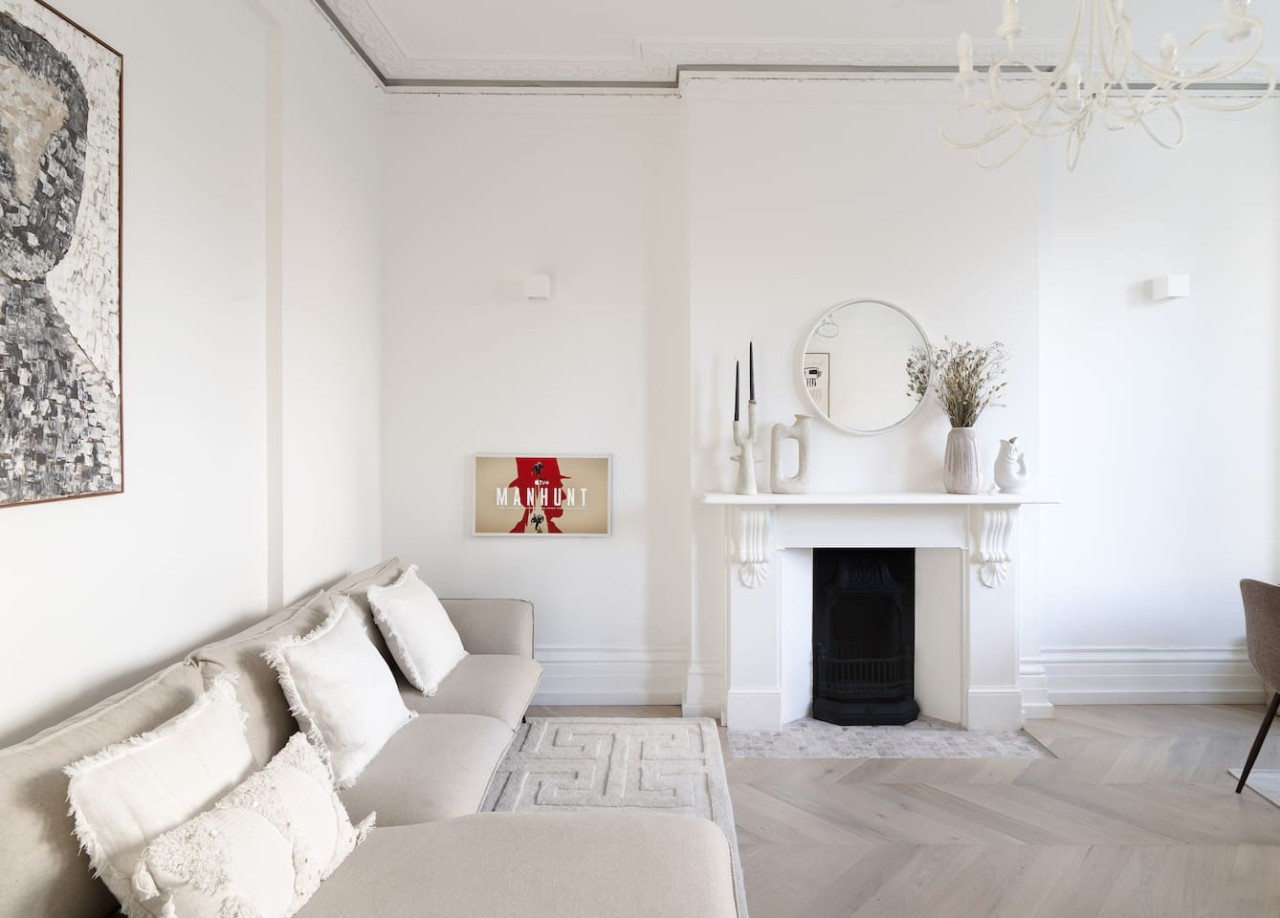 Sophisticated Notting Hill 2Bed in 9 Tavistock Road atCheckIn W11 1AT - Property image 2 - VivreStays