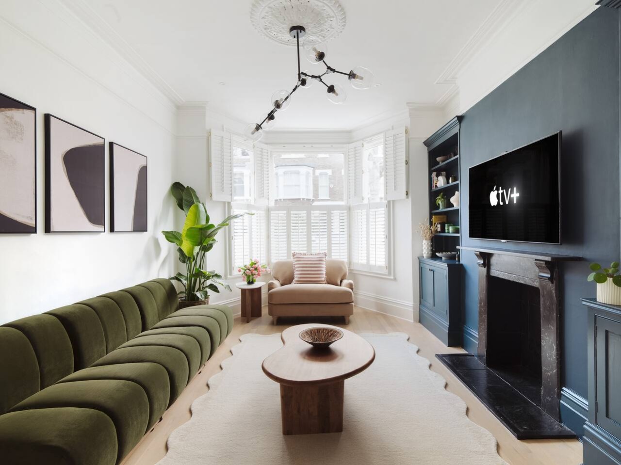 Luxury 5-Bedroom, Central London Town House in 60 Sterndale Road W14 0HU - Property image 3 - VivreStays