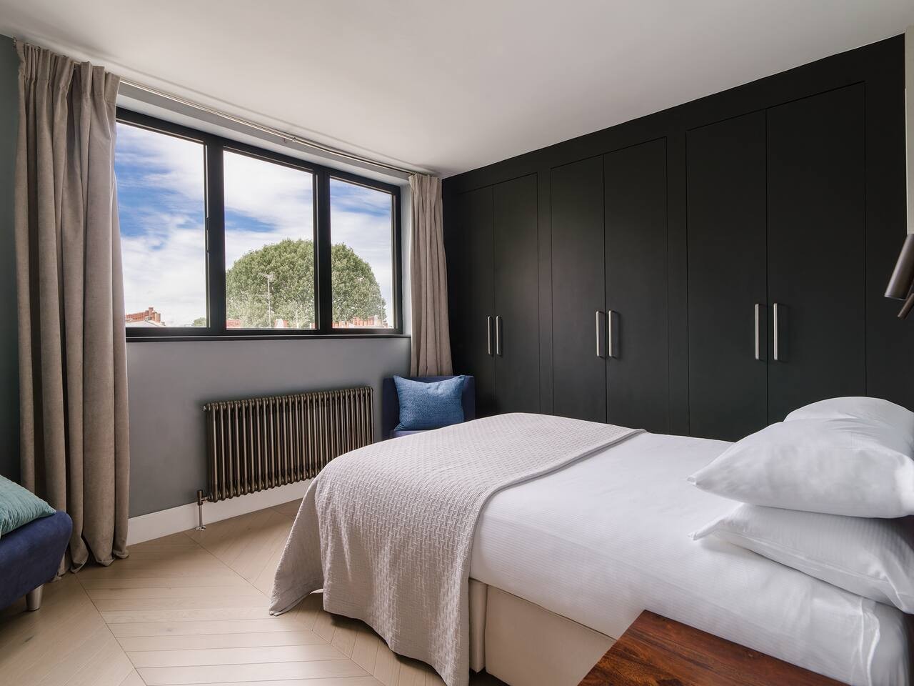 Black Ink in 56 Holland Road W14 8BB - Property image 9 - VivreStays