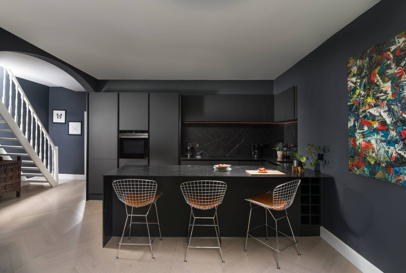 Black Ink in 56 Holland Road W14 8BB - Property image 2 - VivreStays