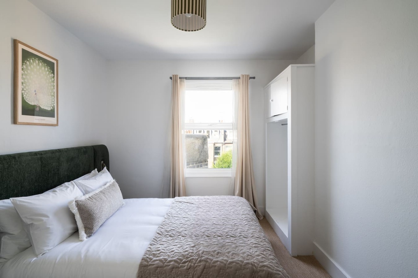 Stylish Two-Bed Apt in Brook Green, West London in 58 Sterndale Road Top floor flat W14 0HU - Property image 12 - VivreStays