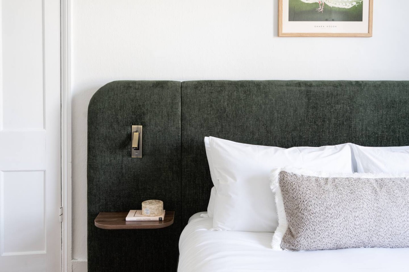 Stylish Two-Bed Apt in Brook Green, West London in 58 Sterndale Road Top floor flat W14 0HU - Property image 5 - VivreStays