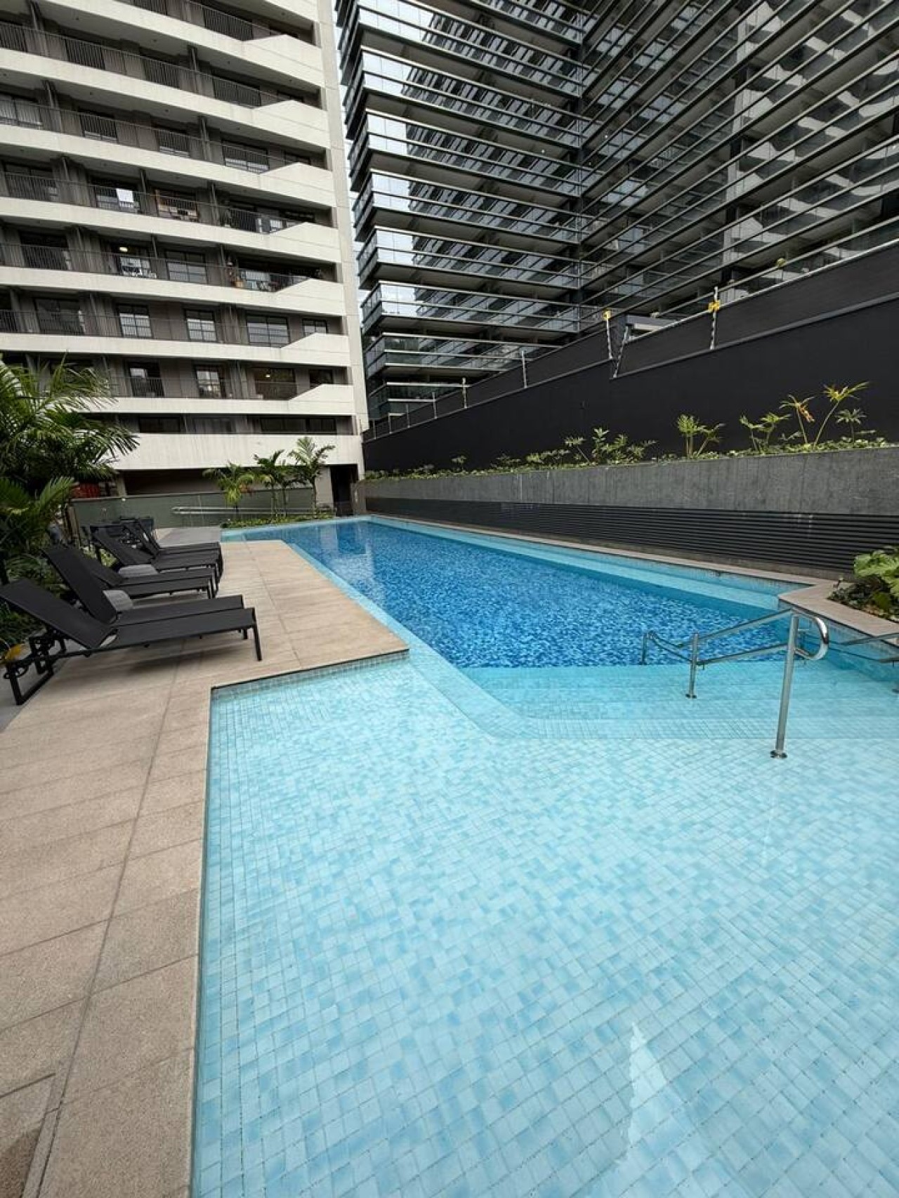 Studio lindo em prédio novo em SP próximo ao metrô
