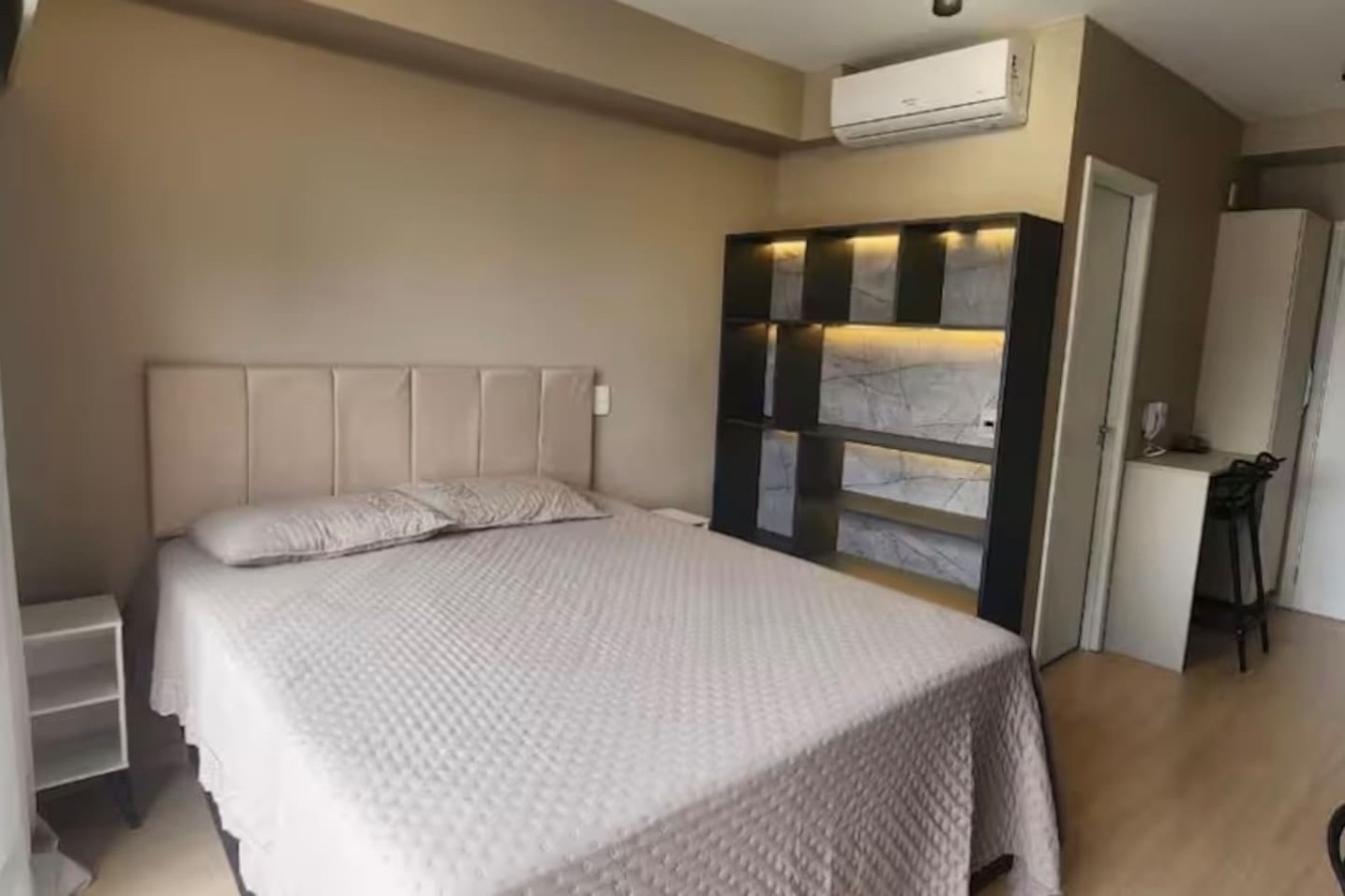 Studio em Pinheiros - Nex One Faria Lima 18º andar