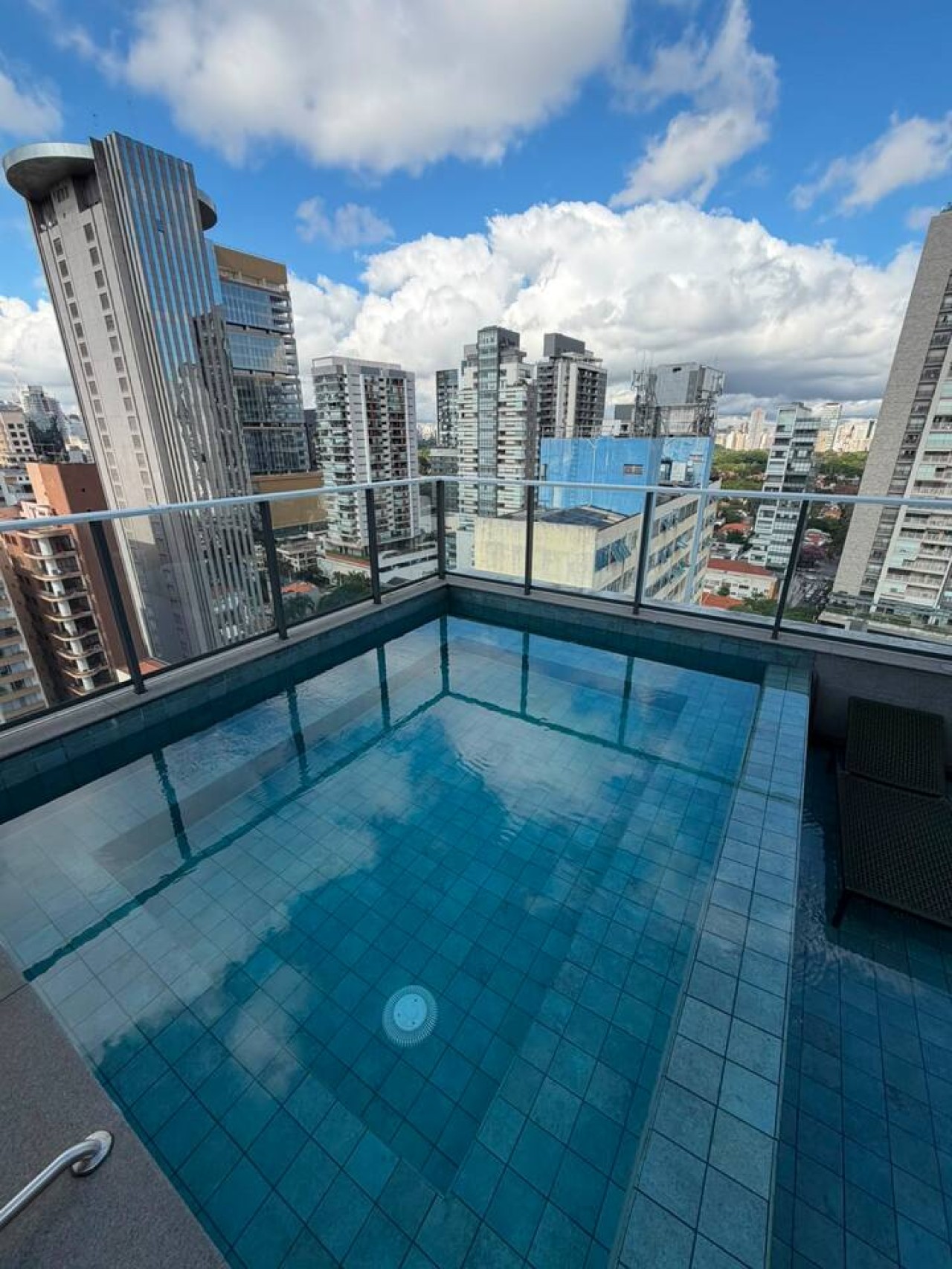 Studio perfeito em Pinheiros próximo ao metrô