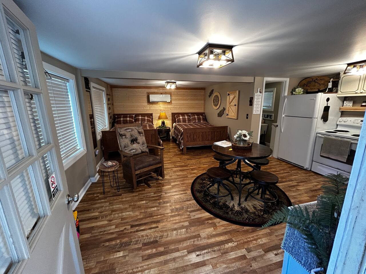 Old #8 Cabin
