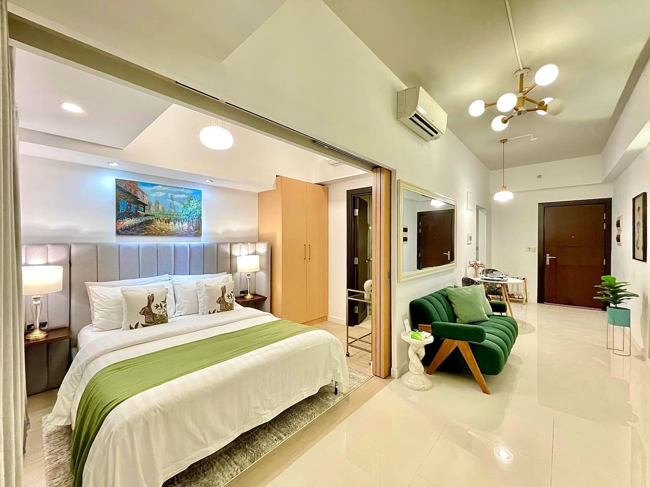 Lifestyle condo in Uptown BGC
