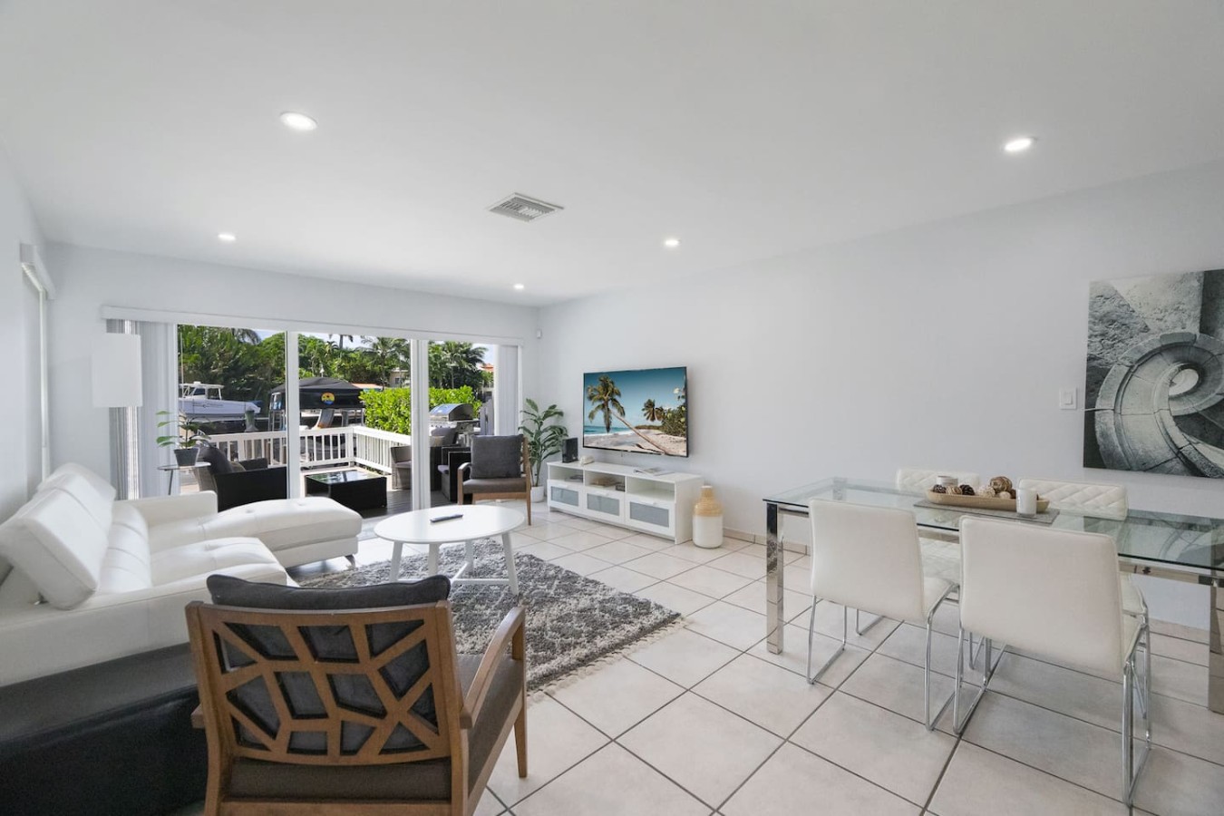 Intracostal Beauty