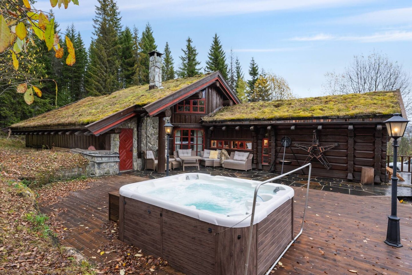 TH689 Log cabin by Libakken lift, sleeps 12
