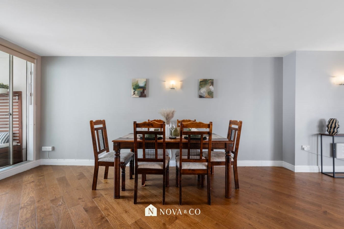 2BR 2B Canary Wharf | River & O2 Views in Aurora Bldg, 164 Blackwall Way 15 - Property image 14 - VivreStays