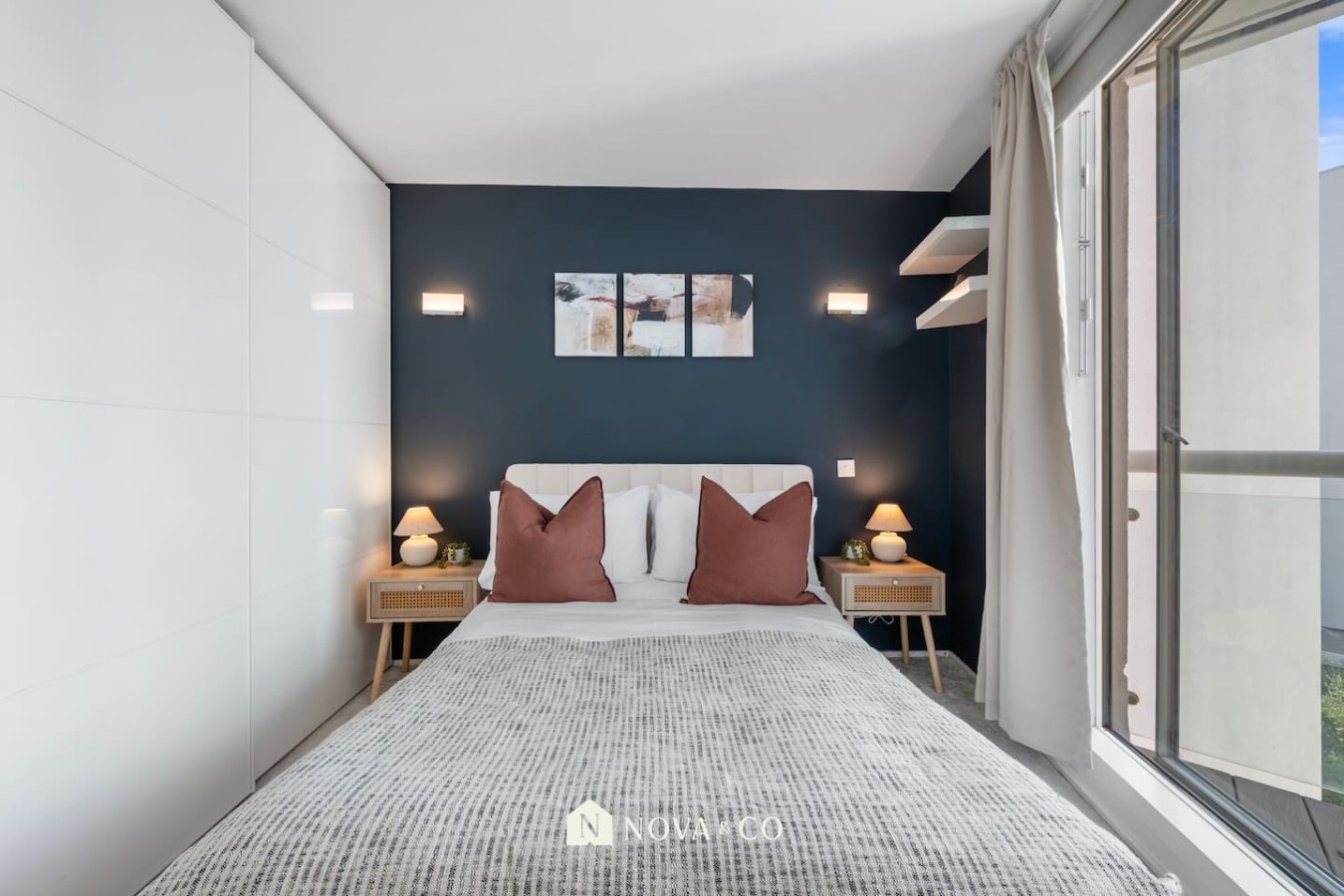 2BR 2B Canary Wharf | River & O2 Views in Aurora Bldg, 164 Blackwall Way 15 - Property image 17 - VivreStays