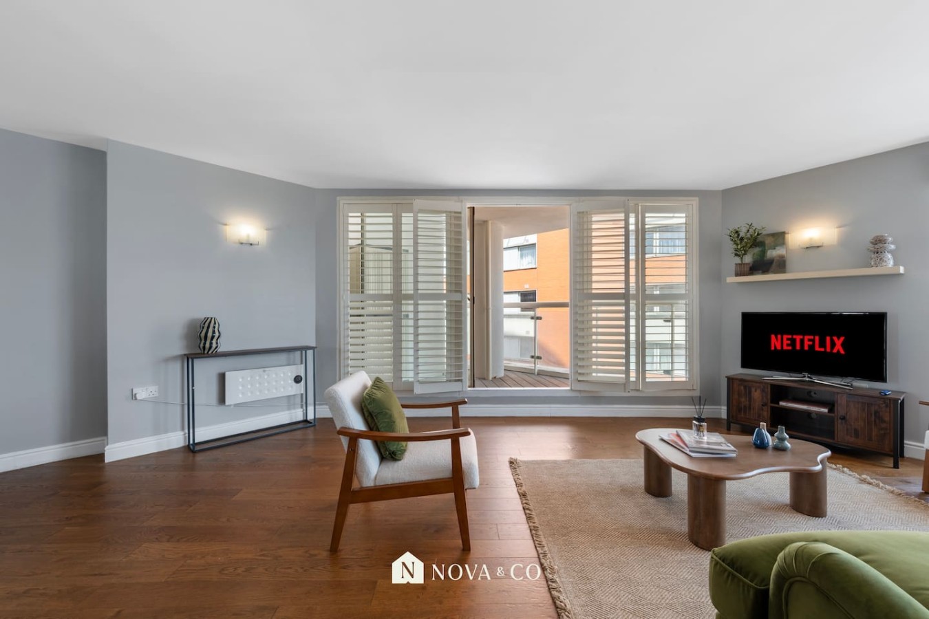 Canary Wharf 2BR | O2 Views & Parking in Aurora Bldg, 164 Blackwall Way 15 - Property image 6 - VivreStays
