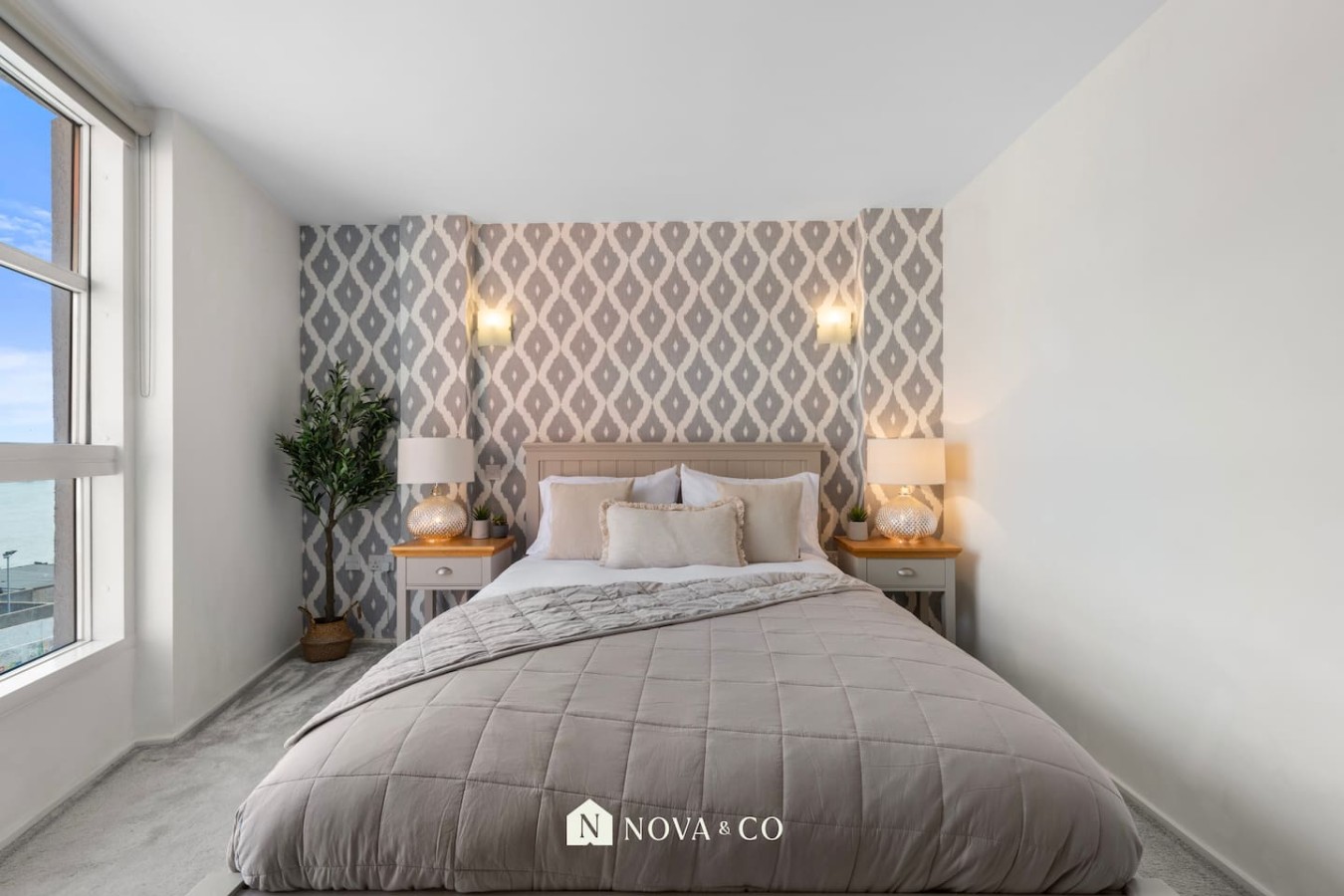Canary Wharf 2BR | O2 Views & Parking in Aurora Bldg, 164 Blackwall Way 15 - Property image 23 - VivreStays