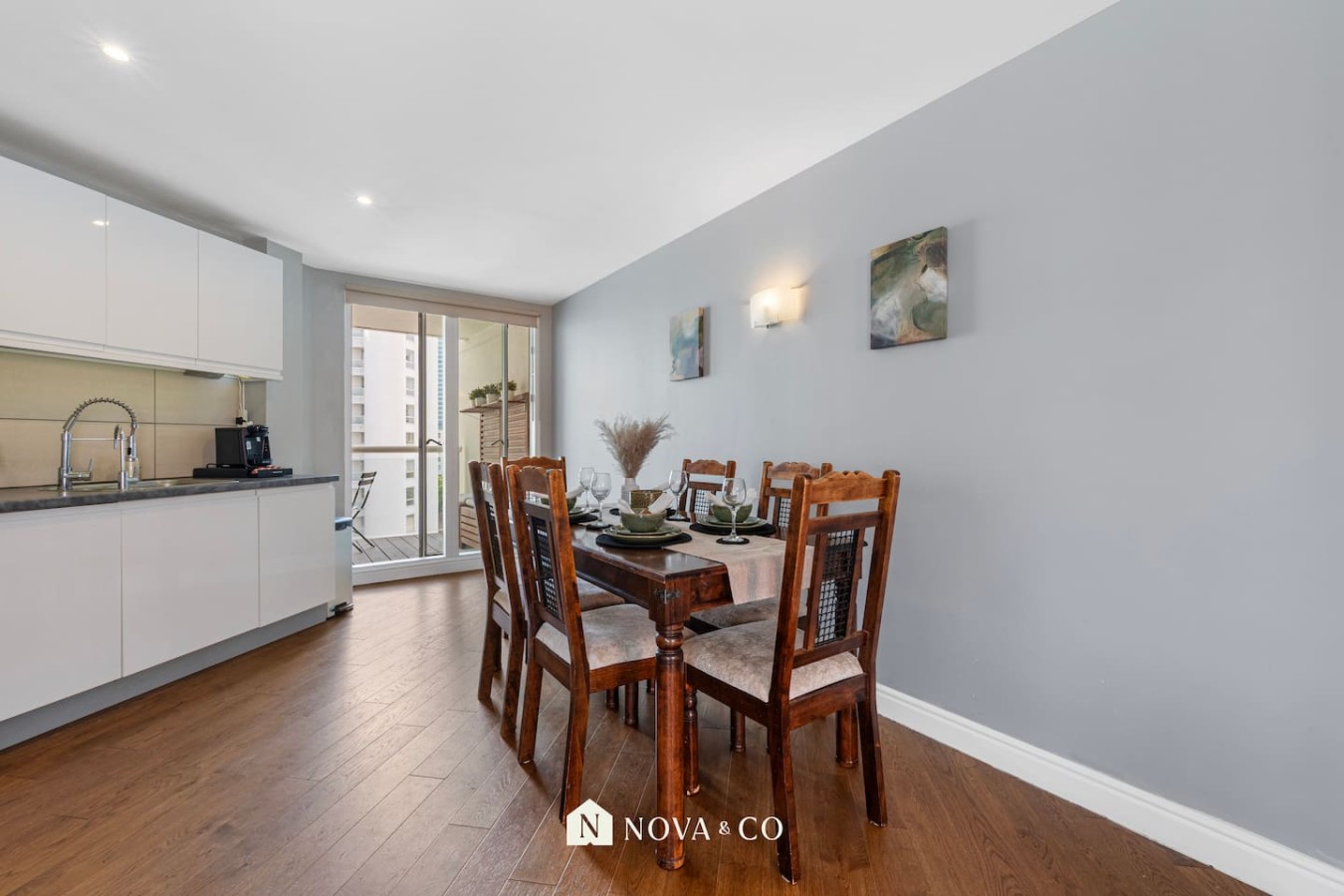 Canary Wharf 2BR | O2 Views & Parking in Aurora Bldg, 164 Blackwall Way 15 - Property image 5 - VivreStays
