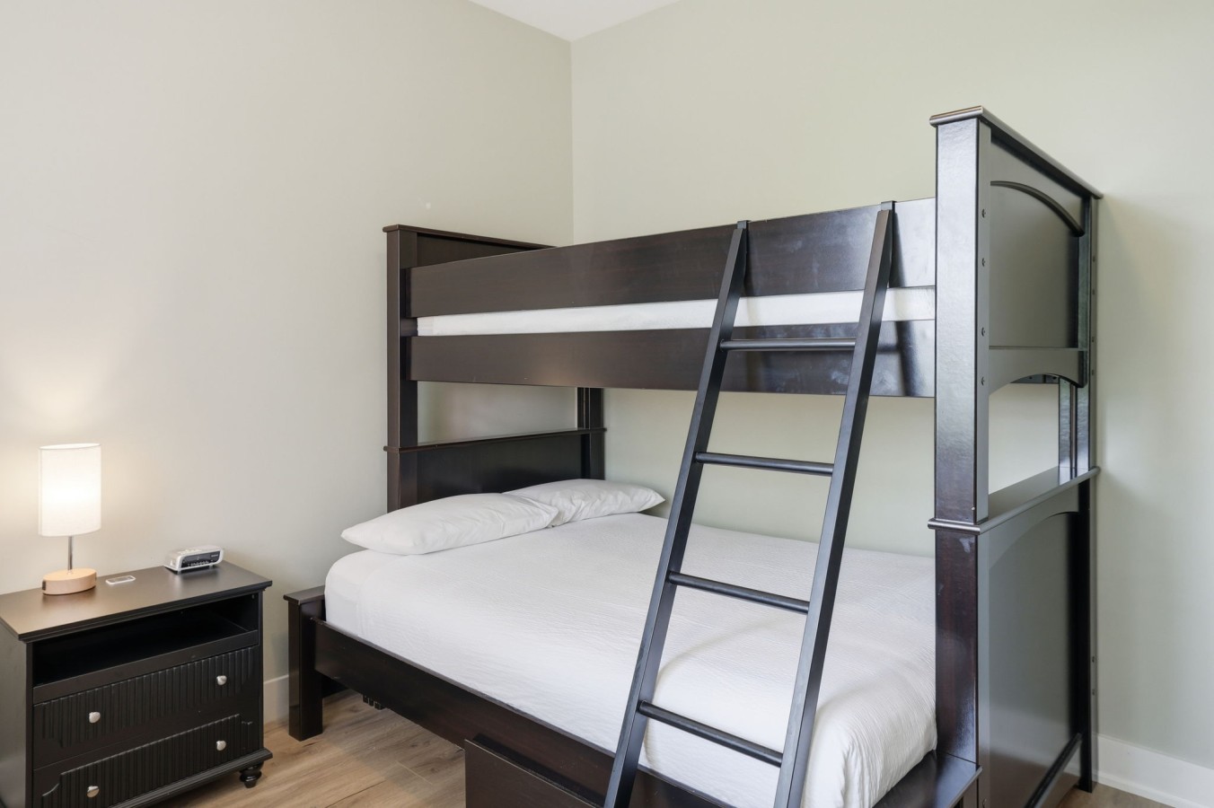 32-web-or-mls-130 Fairway Crt Unit 234-32
