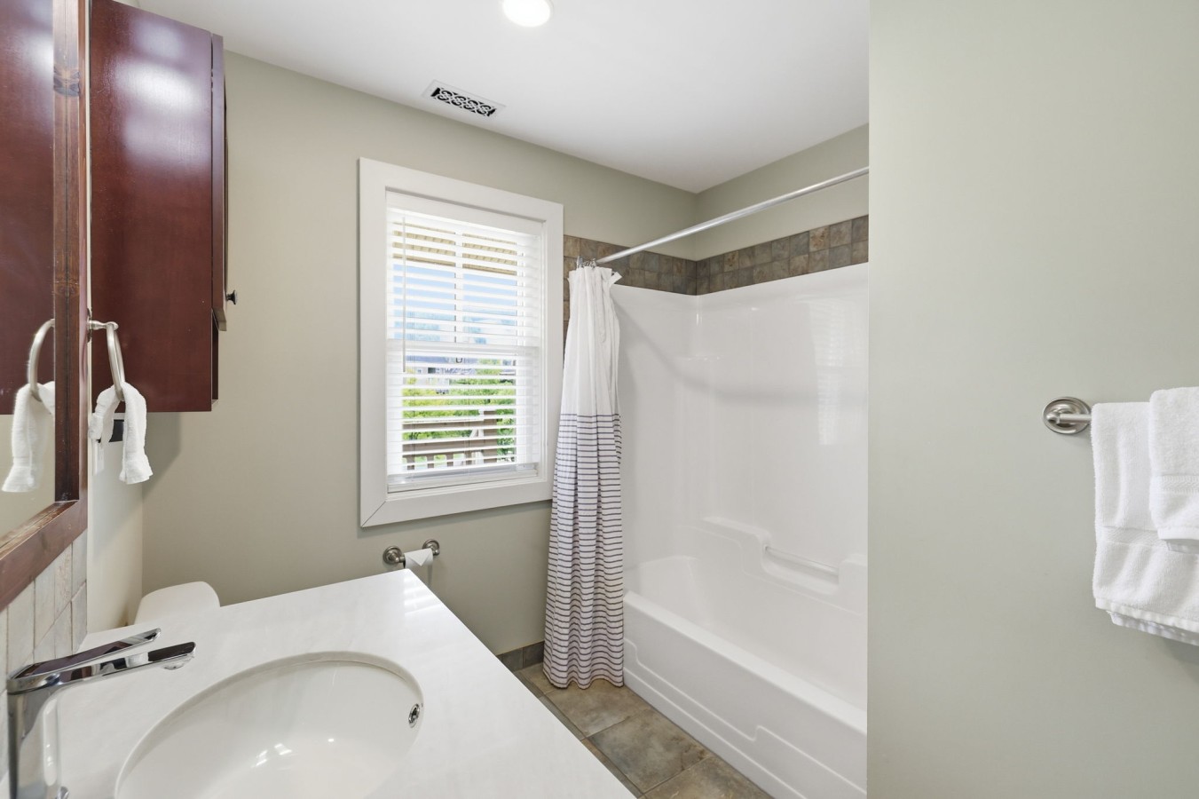 34-web-or-mls-130 Fairway Crt Unit 234-34