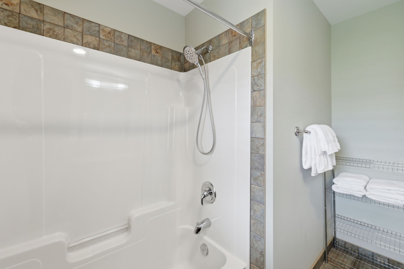 35-web-or-mls-130 Fairway Crt Unit 234-35