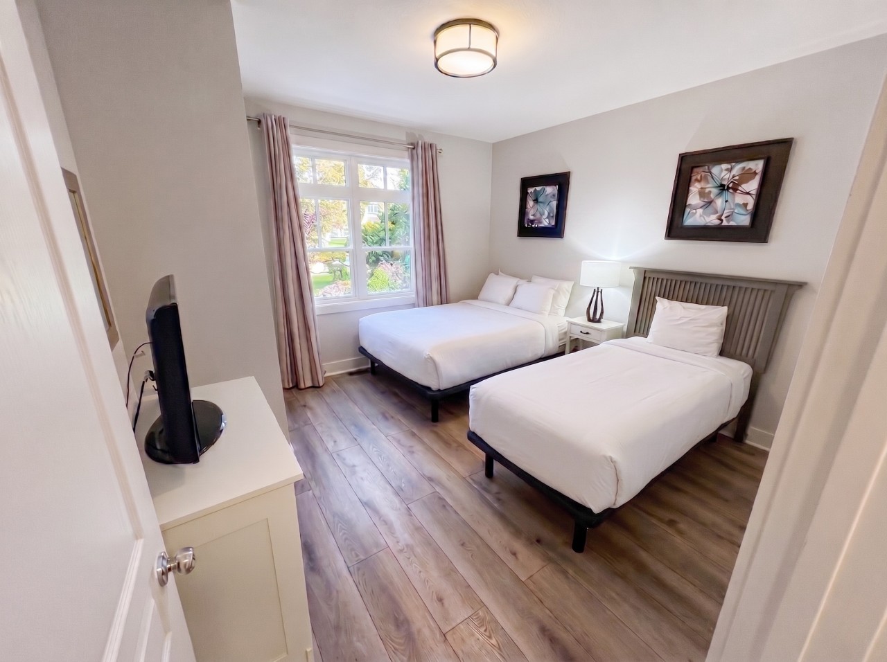 Alpine Breeze Getaway at Blue 20