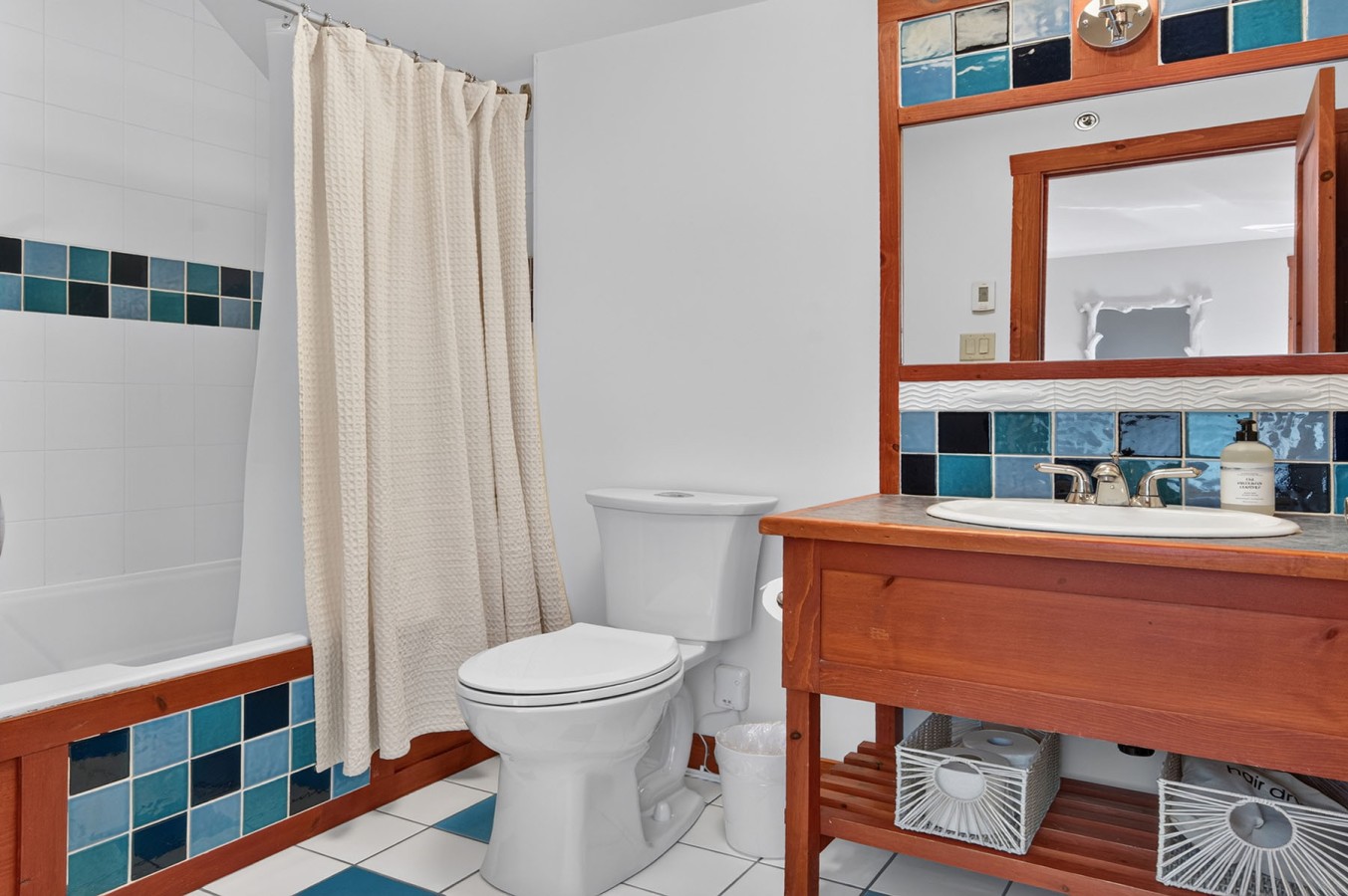 205 Les Eaux, Unit 7 30