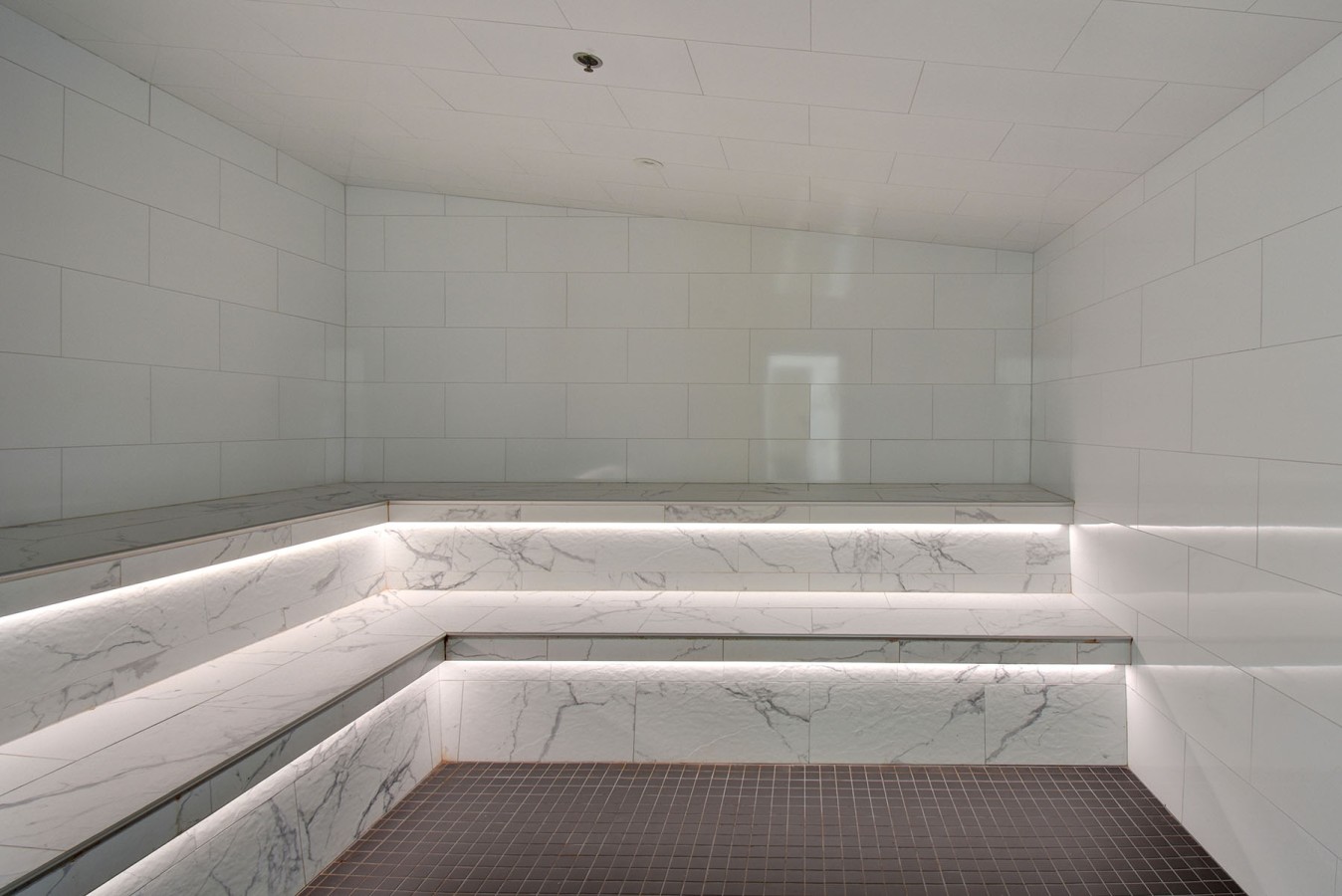 205 Les Eaux, Unit 7 56
