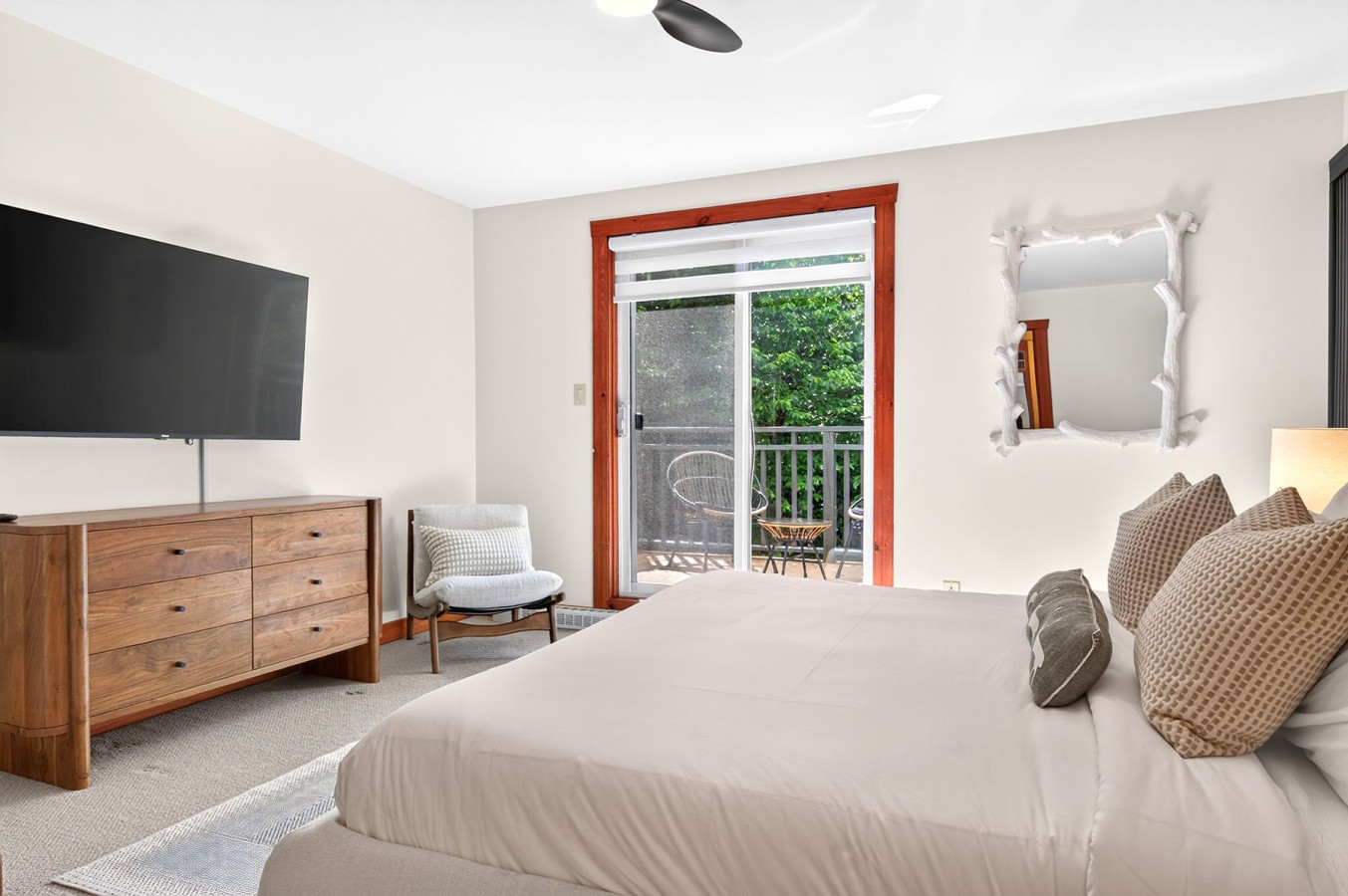 205 Les Eaux, Unit 7 25