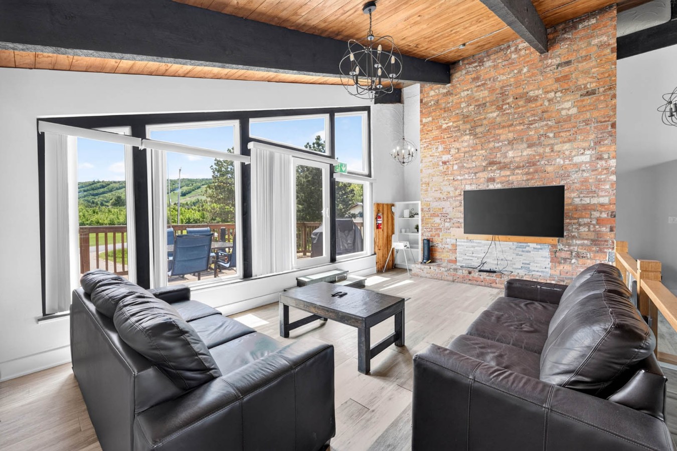 The Aspen Chalet 6