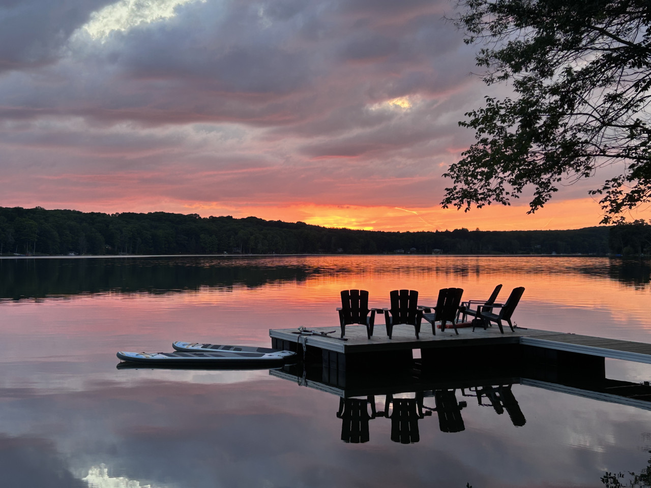 Casa Albanese on Farlain Lake