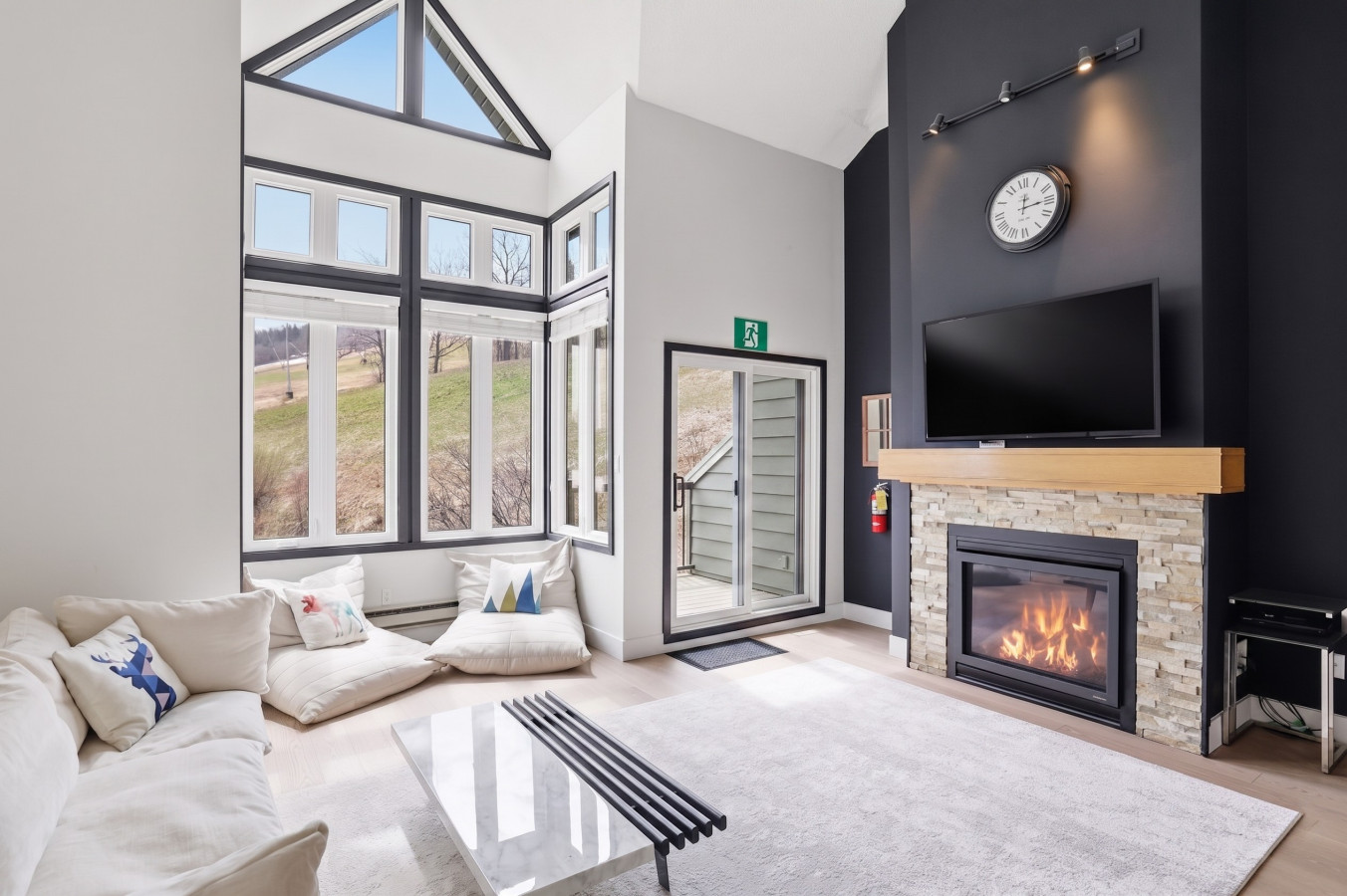 215 Chateau Ridge
