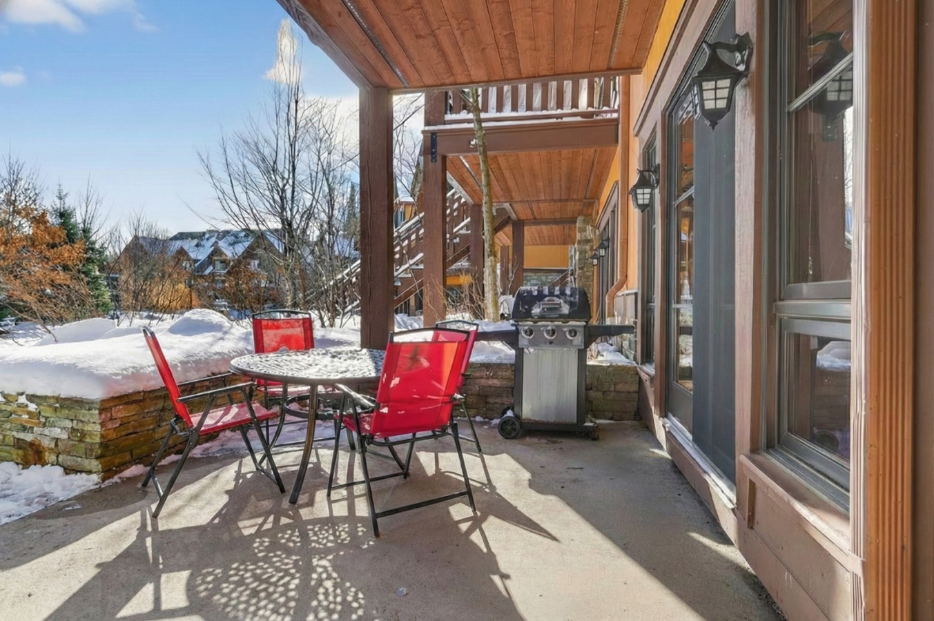 La Villa Étoilée: Ski In/Out at Soleil Express 32