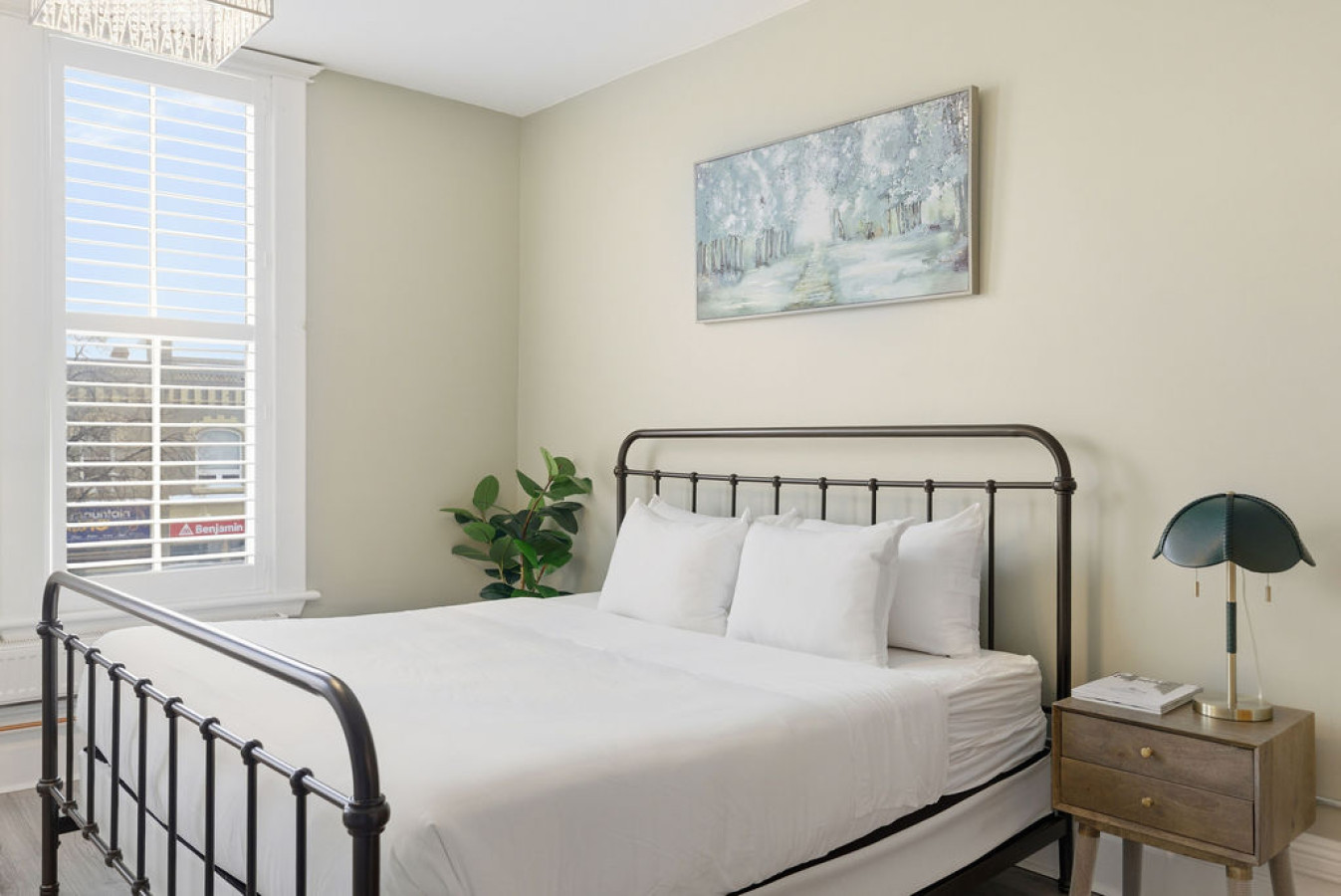 124 Hurontario Unit 1 14