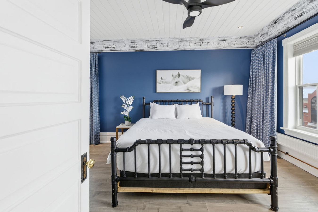 124 Hurontario Unit 2 | Photo 3