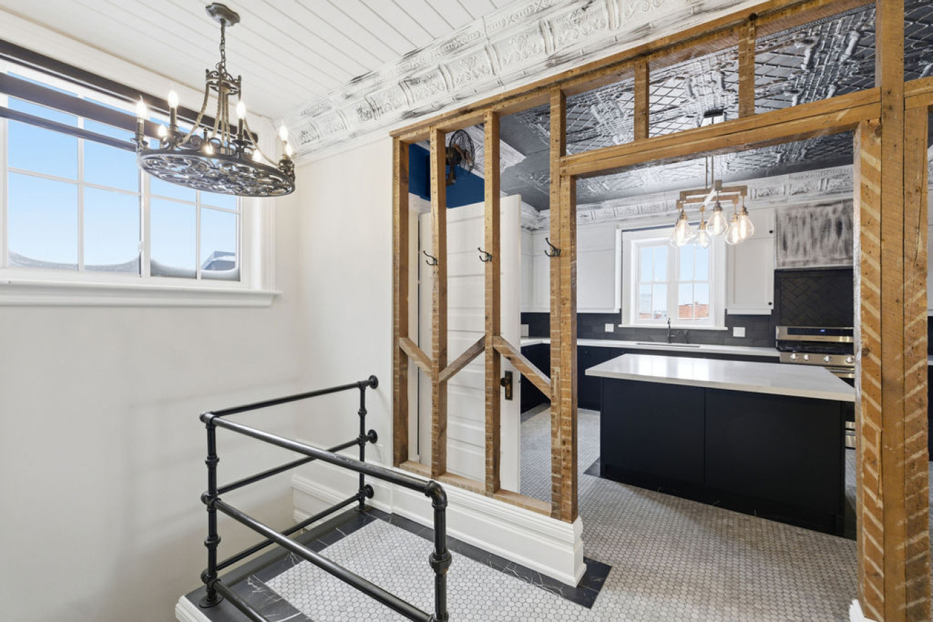 124 Hurontario Unit 2 | Photo 16