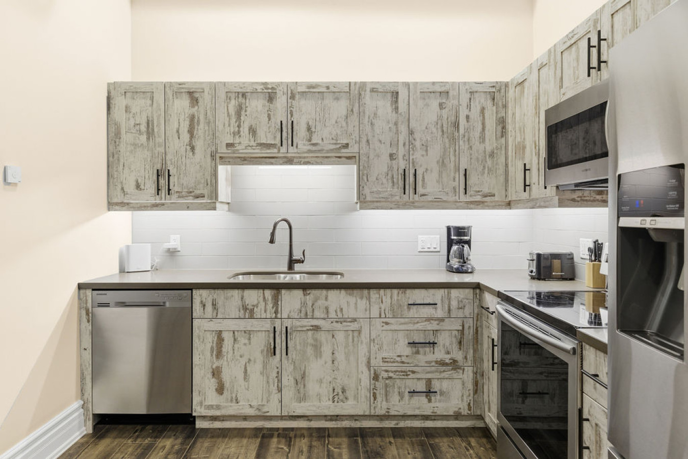 124 Hurontario Unit 3 10