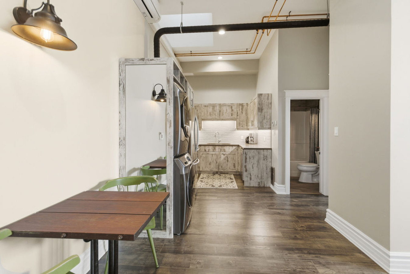 124 Hurontario Unit 4 4