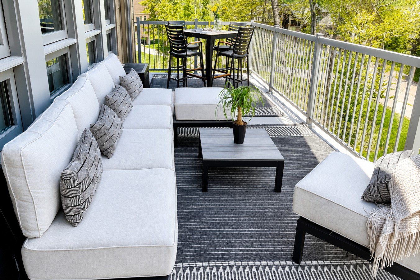 Front Deck Furniiture 2 edit