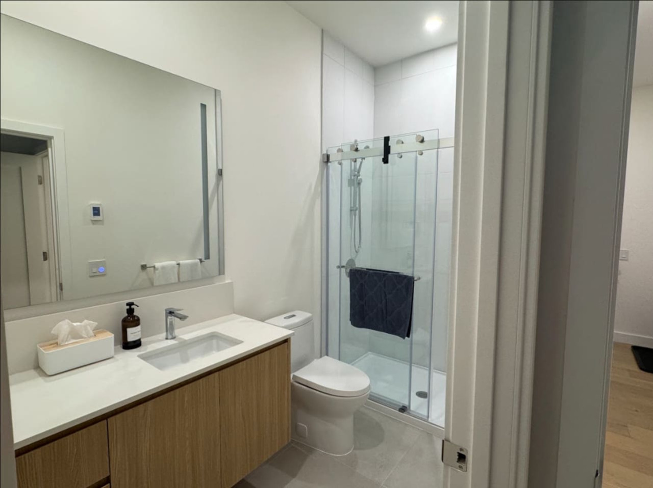 The Luxury Basecamp 6