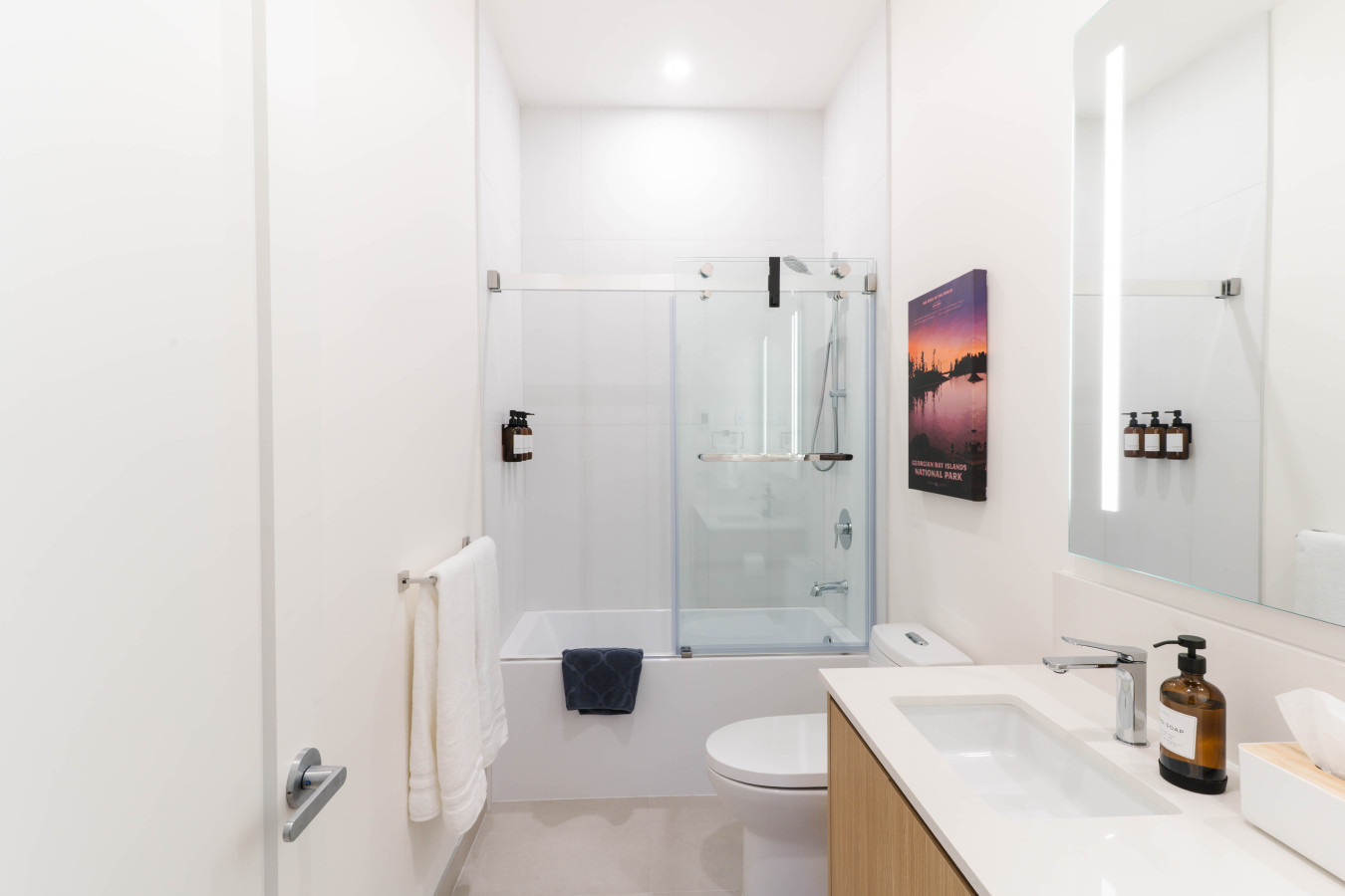 The Luxury Basecamp 22