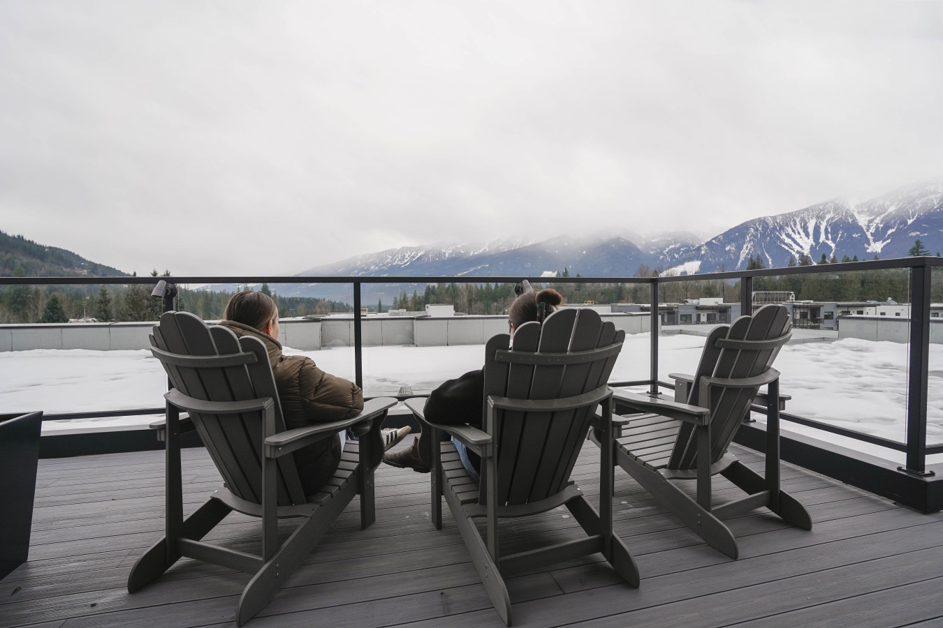 The Luxury Basecamp 36