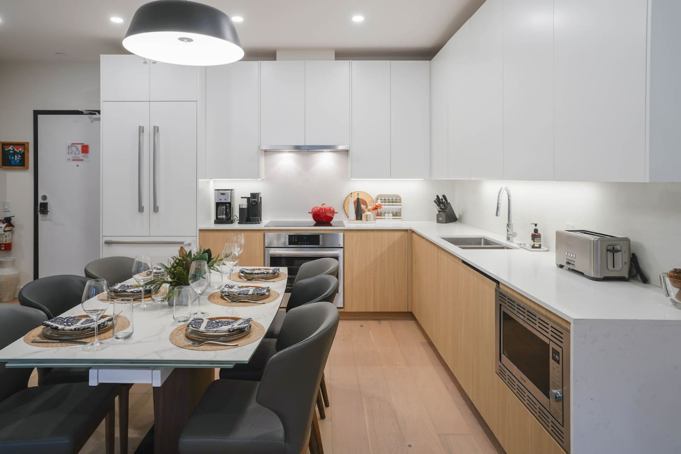 Big Hill Penthouse Chalet 2