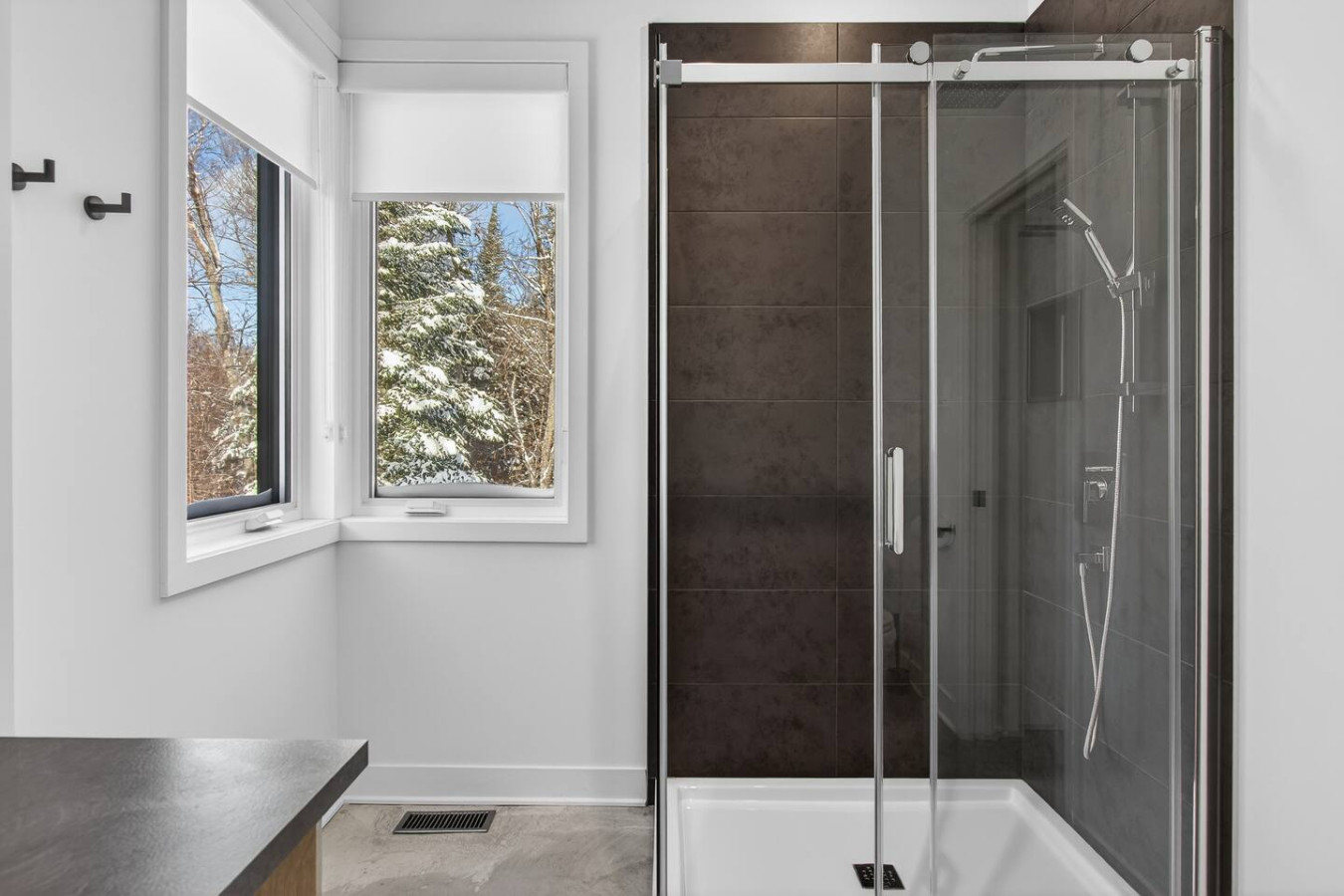 Wynnau Estate in Bel Air | Photo 28