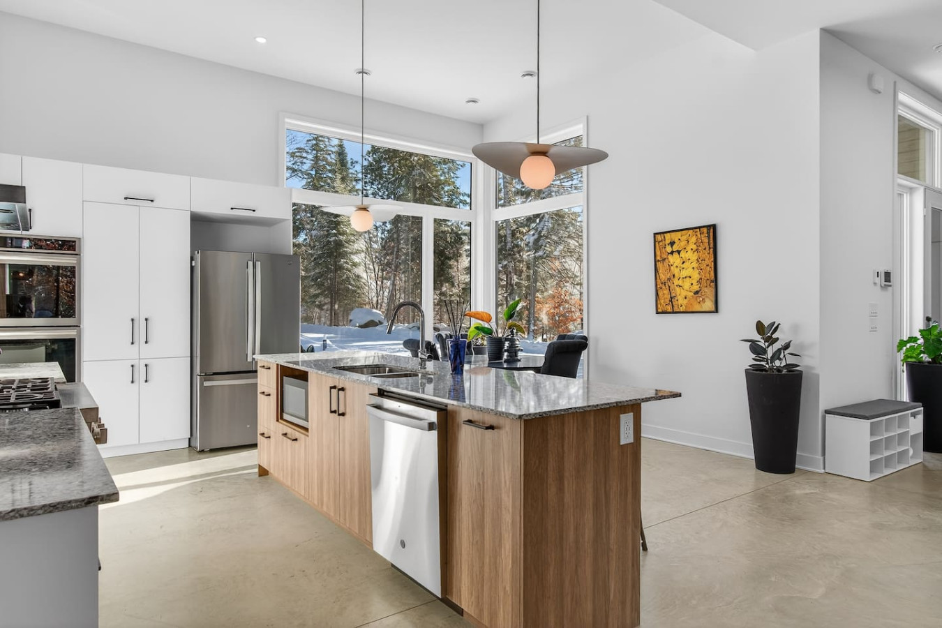 Wynnau Estate in Bel Air | Photo 11