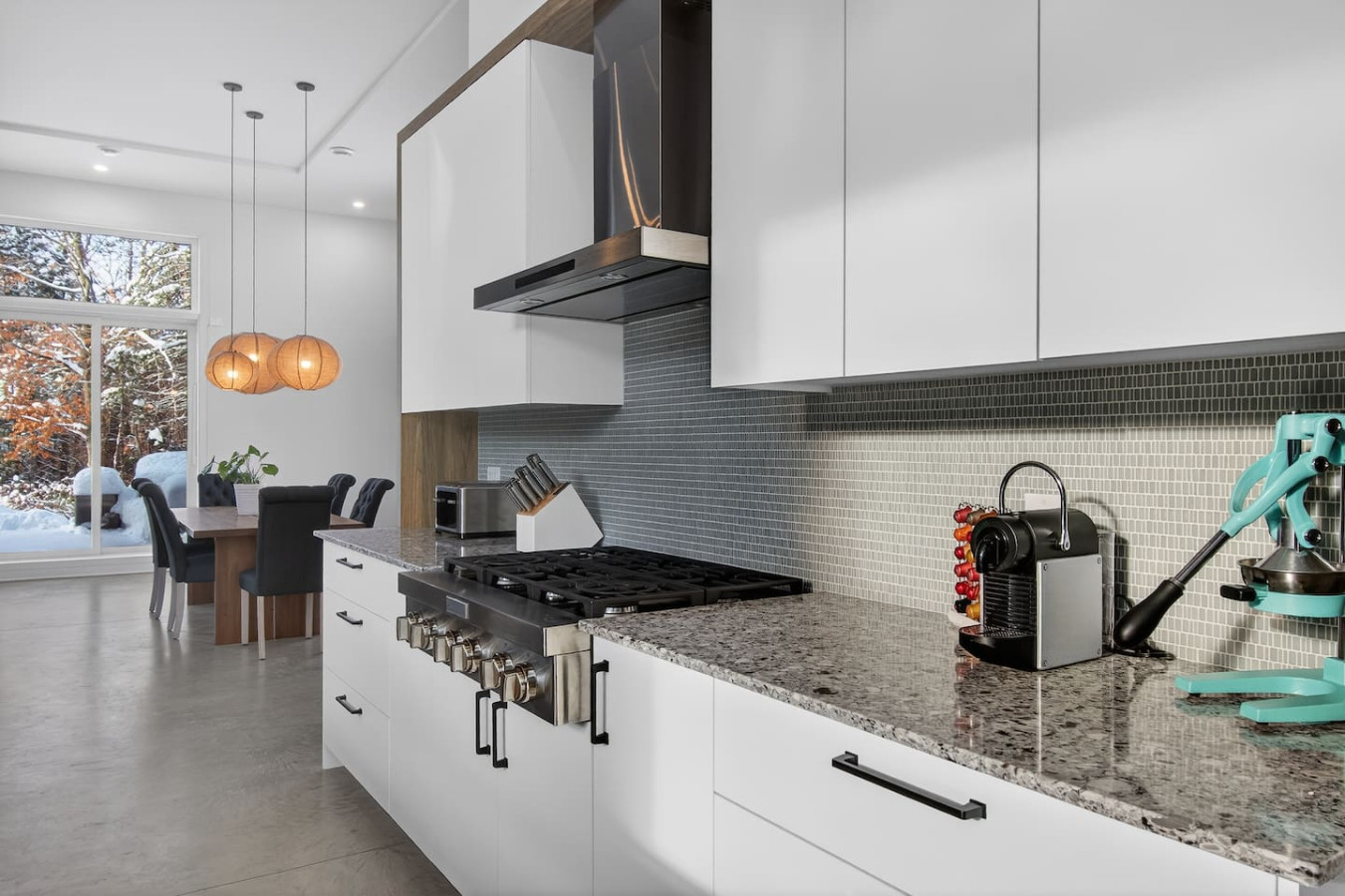 Wynnau Estate in Bel Air | Photo 13