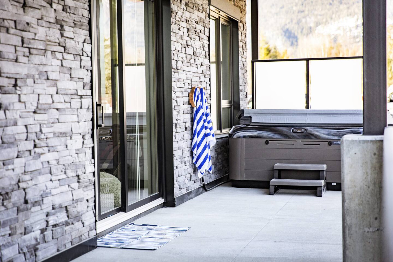 Monashee Sunshine | Photo 17