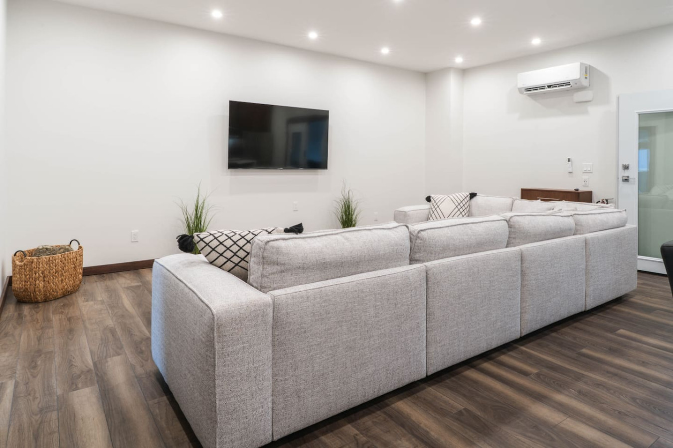 The Timber Den with Indoor Hot Tub | Photo 8