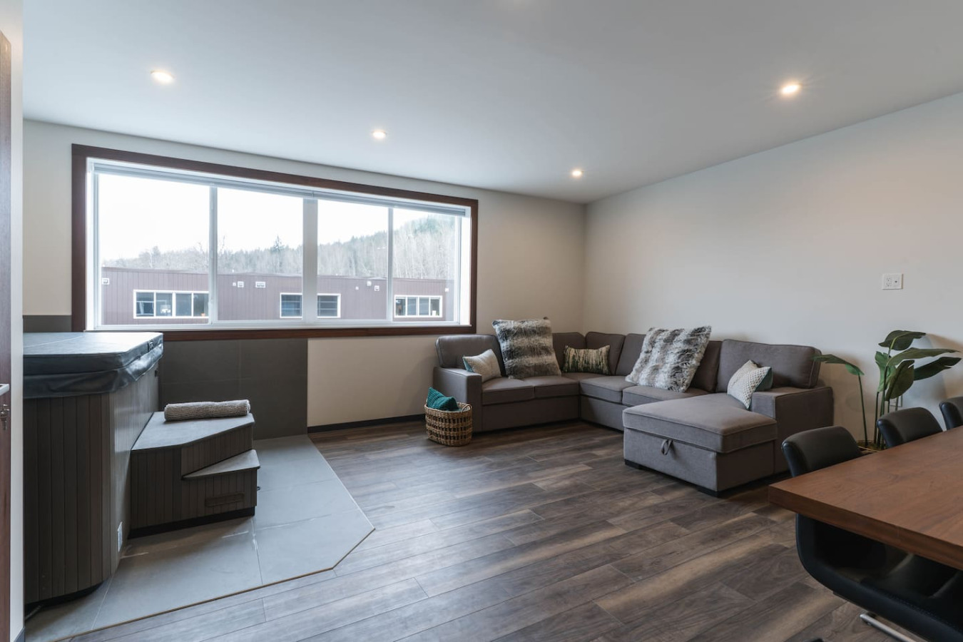 The Timber Den with Indoor Hot Tub | Photo 15