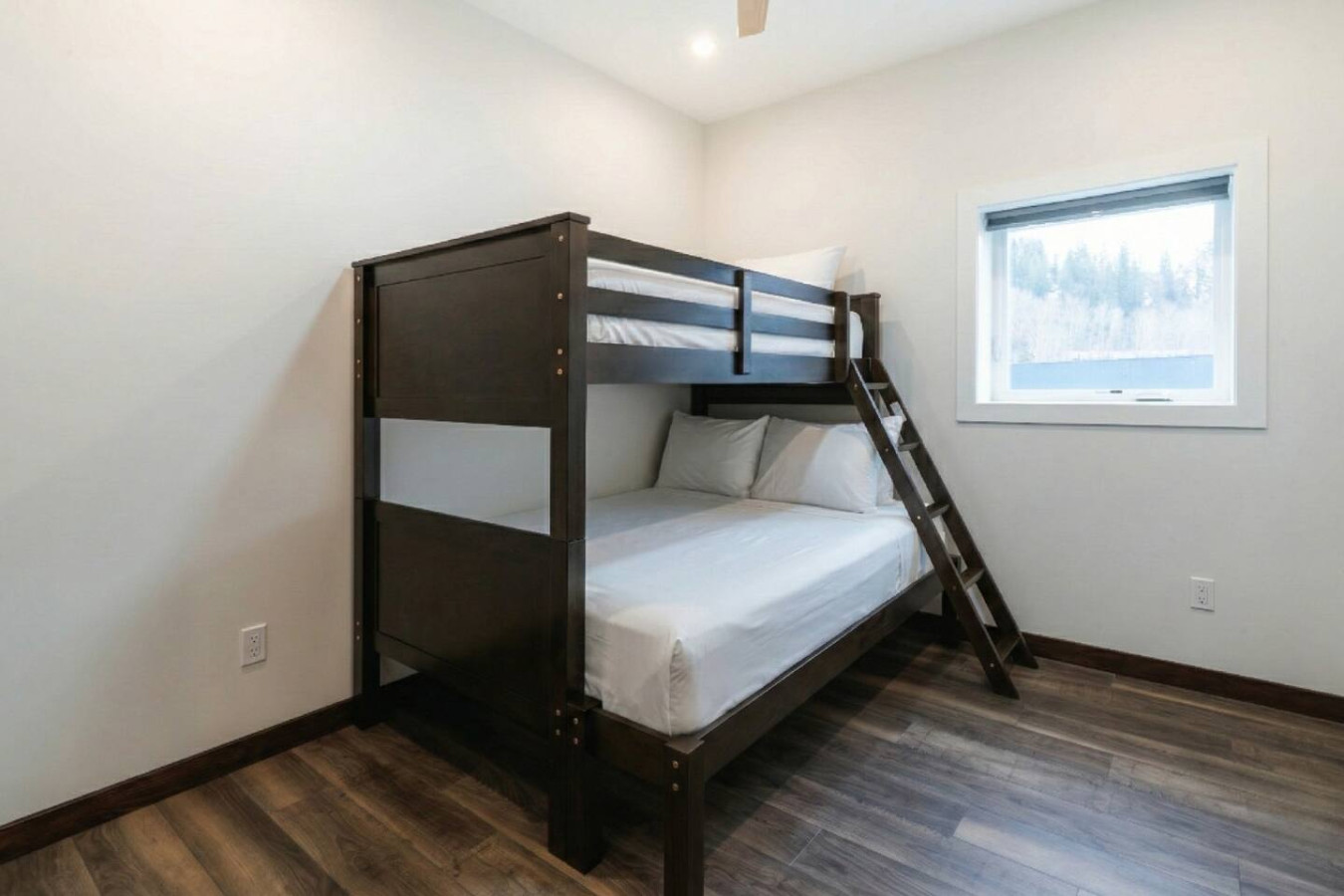 The Powder Den with Indoor Hot Tub | Photo 16