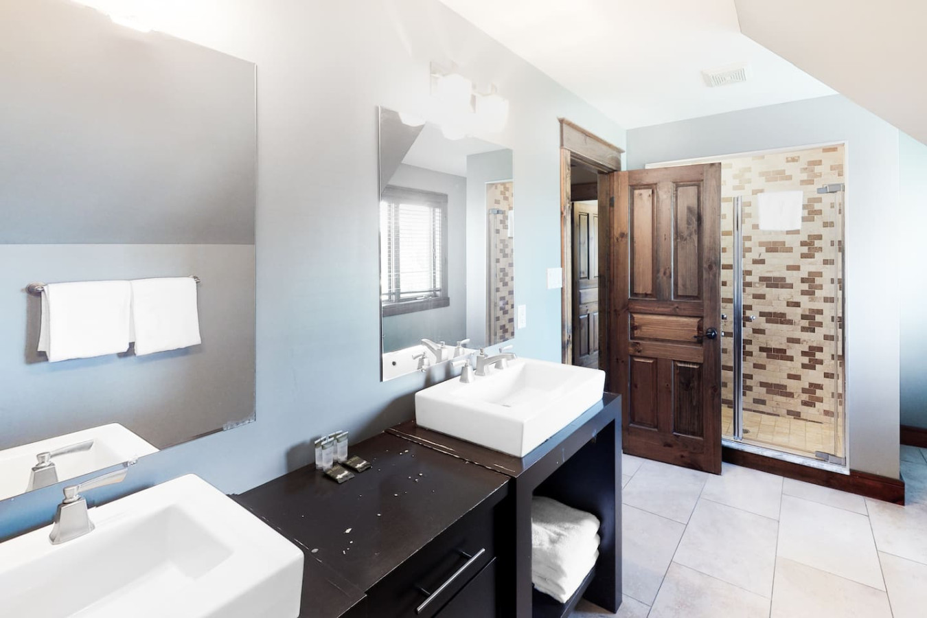 Lucille Wheeler Lodge | Photo 13