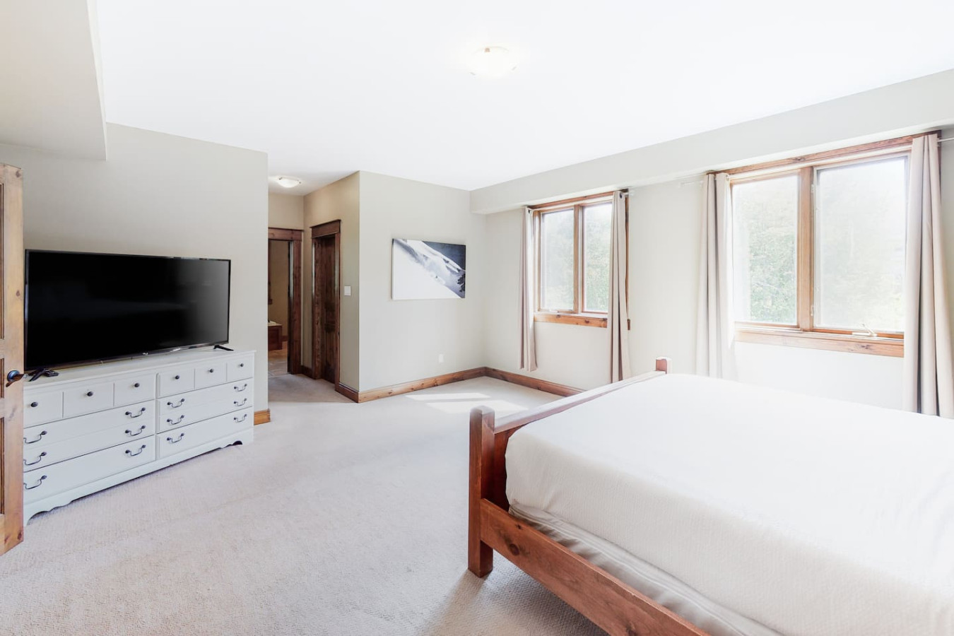 Lucille Wheeler Lodge | Photo 9